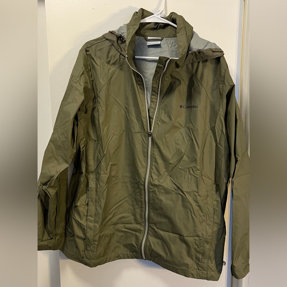 Columbia Women’s Plus Lightweight Hooded Rain Jacket - Olive Green